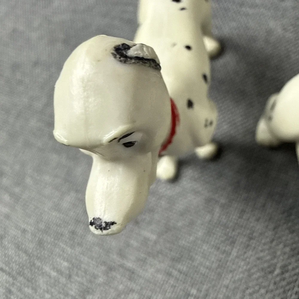 Disney 101 Dalmatians Figures Lot Of 7 Cruella de Vil, With 6 Puppies